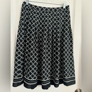 Elegant Black and White Patterned Skirt